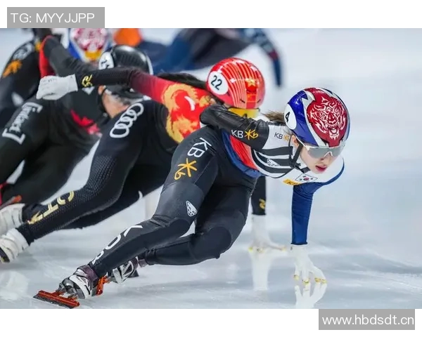 中国选手包揽短道速滑世界杯前三 全场欢呼震撼激昂