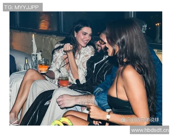 八卦爆料:布克被曝与明星传出绯闻 八卦爆料:布克被曝与明星传出绯闻